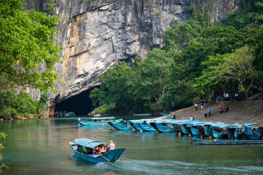 The mysterious beauty of Phong Nha - Ke Bang cave.