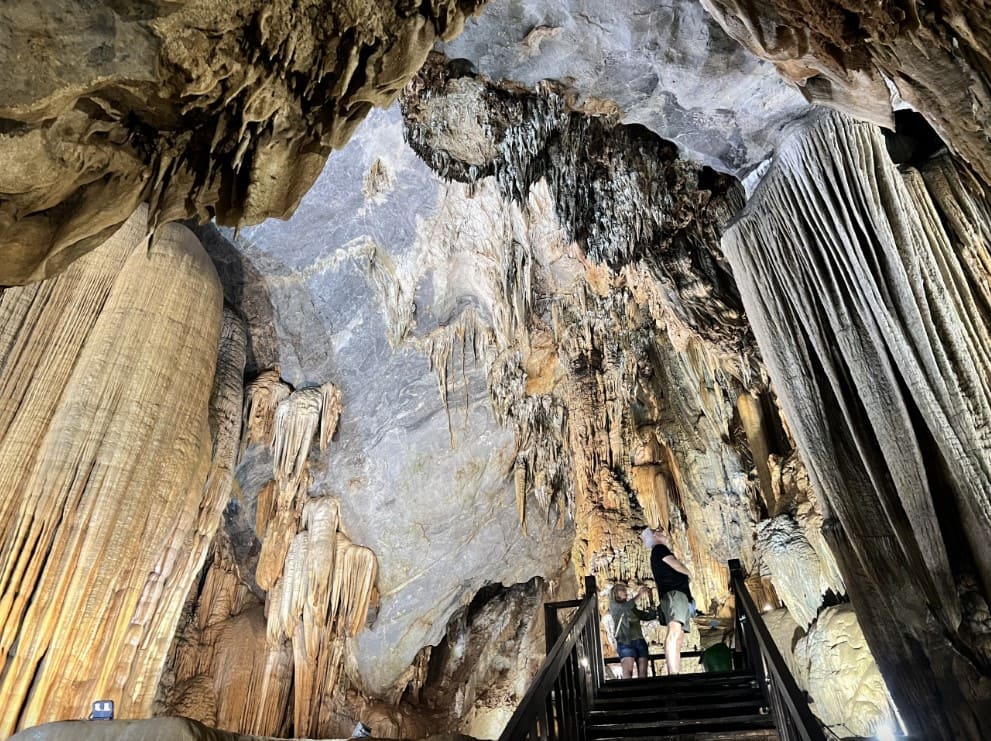 Phong Nha Cave
