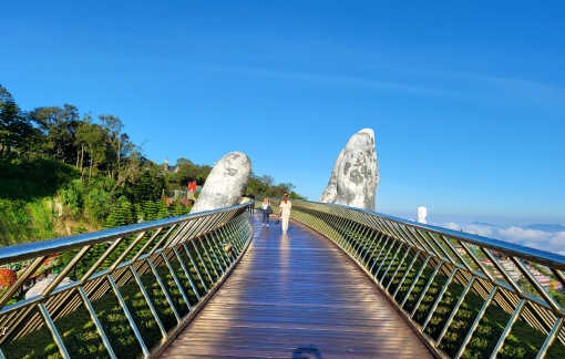 Golden Bridge in Da Nang