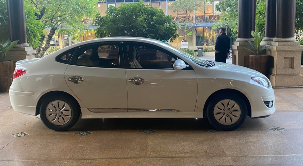 Sedan Car (3 seats)