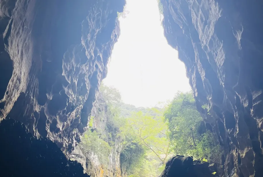 Cueva Oscura