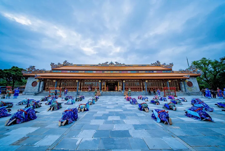 Fullday Exploring Hue City Tour 