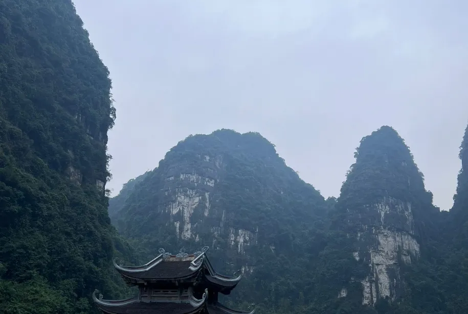 Visite de Ninh Binh au départ de Hanoï avec Amigos Tours