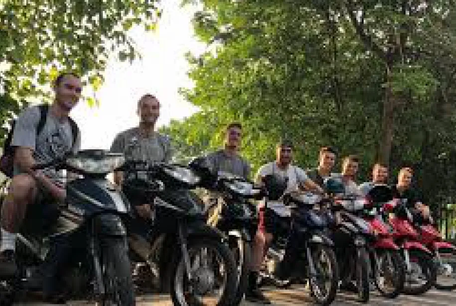 Ha Noi City Tour by Motorcycle