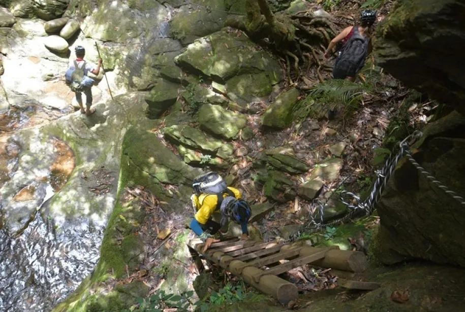 TOUR DE SENDERISMO EN EL PARQUE NACIONAL BACH MA FULLDAY