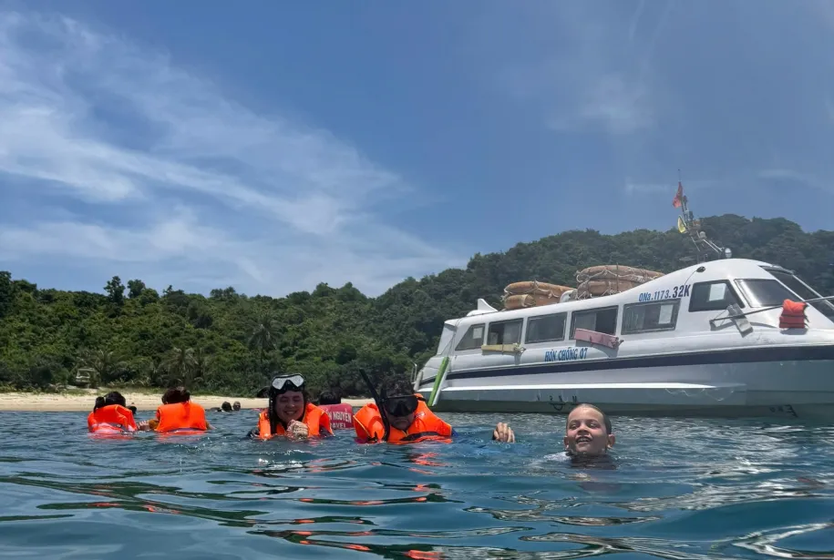 Isla Cham